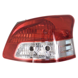 Фонарь задний TOYOTA BELTA/YARIS SEDAN 05-12 прав TYC
