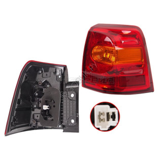 Фонарь задний TOYOTA LAND CRUISER 200 12-15 прав SAT